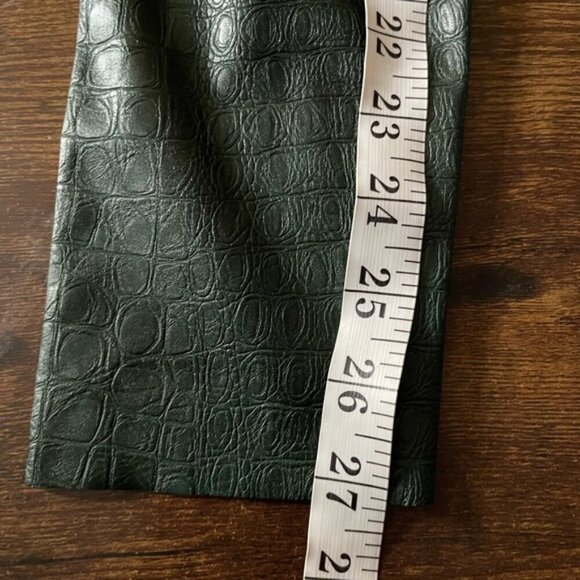 Commando Faux Leather Animal print Legging in moss snake green small slimming - Picture 9 of 11